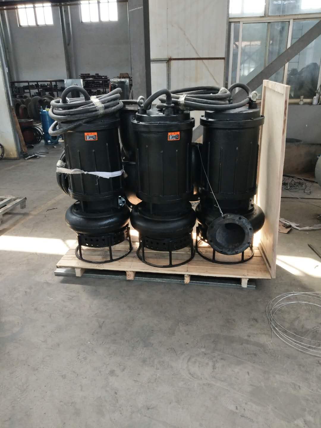 粉碎切割雜質(zhì)泵，自動(dòng)攪拌清淤泵，